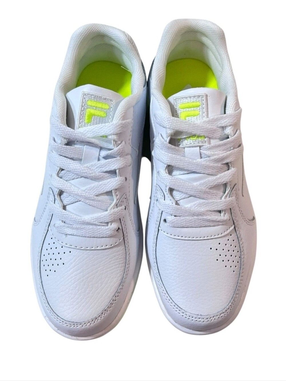Fila TN-83 Lifestyle Sneaker Tennis Shoes Womens Size 8.5 NIB WHITE Green Soles